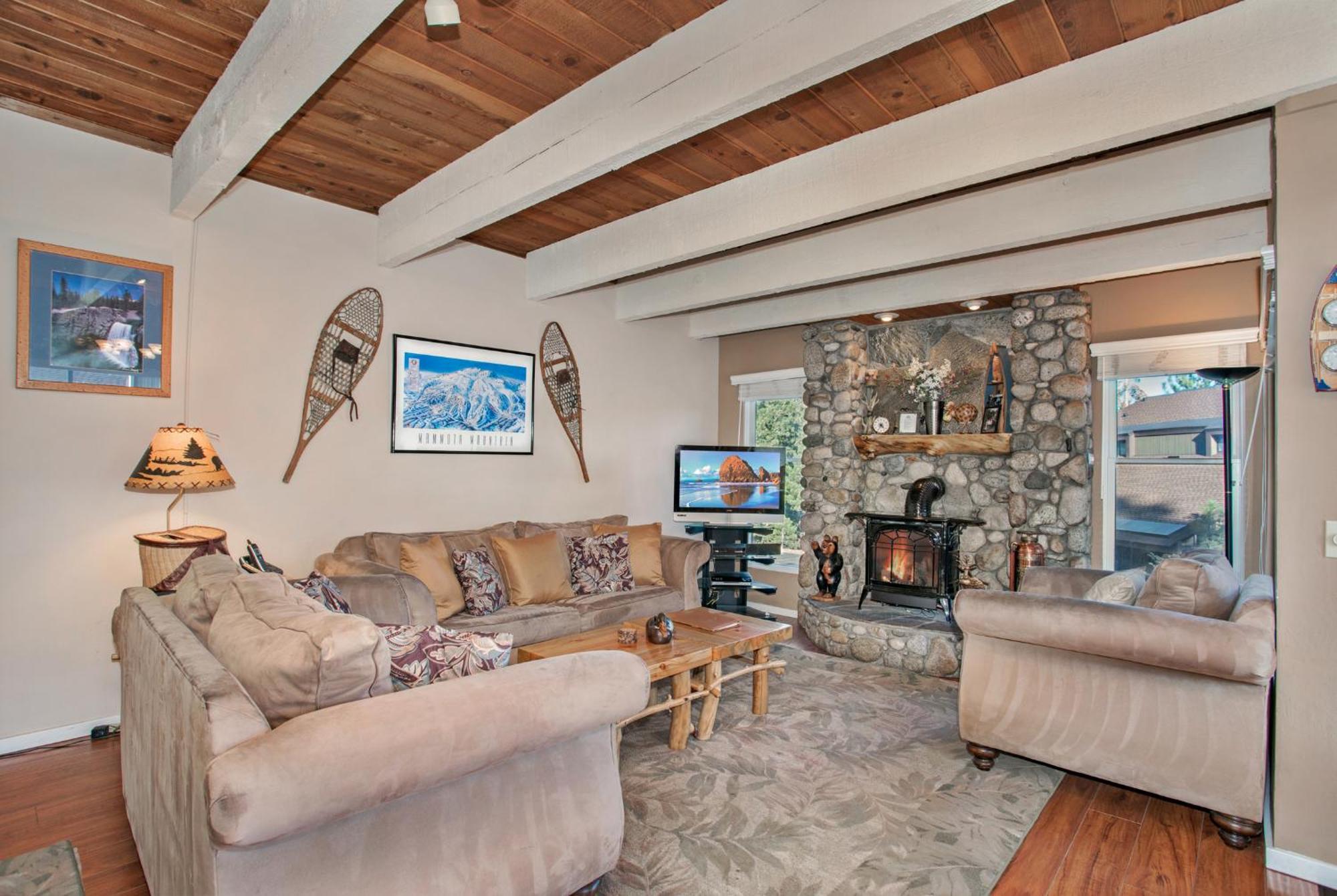 Val D'Isere At The Village By 101 Great Escapes Мамът Лейкс Стая снимка