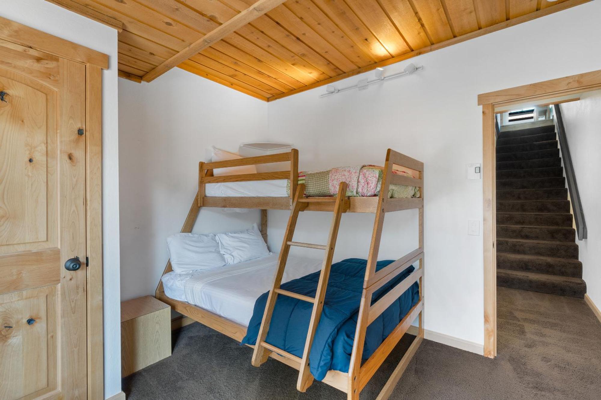 Val D'Isere At The Village By 101 Great Escapes Мамът Лейкс Стая снимка
